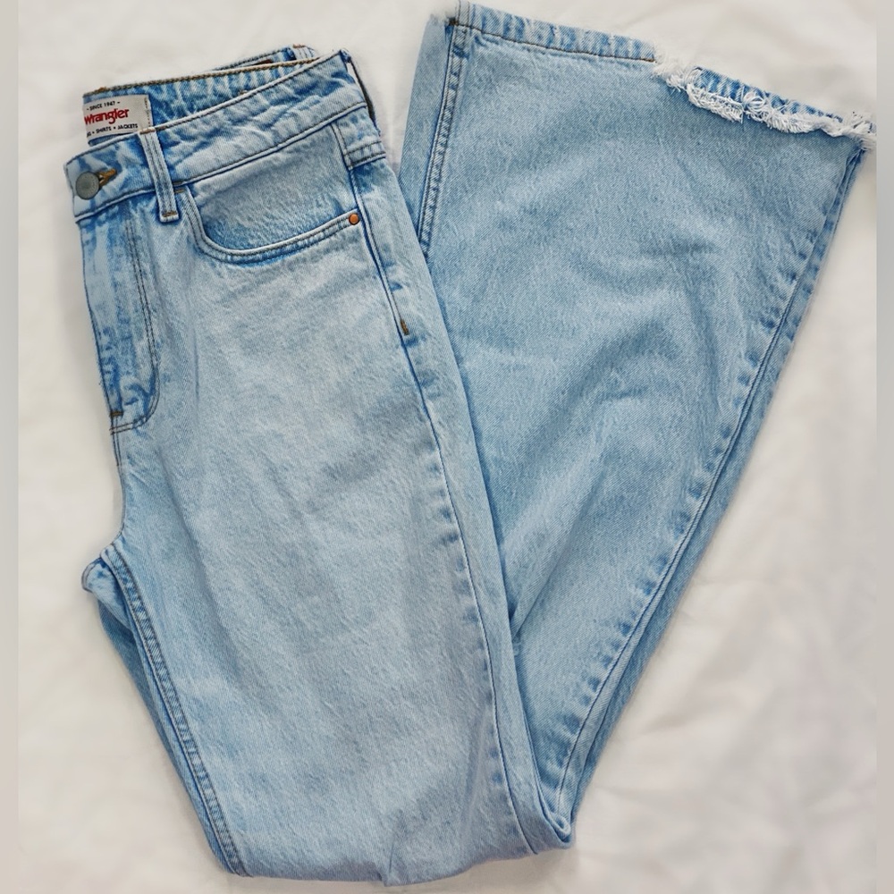 Wrangler Blue High Waisted Flare Wide Leg Jeans
